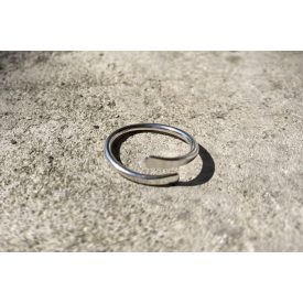 Linea ezüst gyűrű (17 mm)