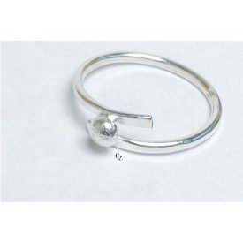 Linea ezüst gyűrű bogyós (17 mm)