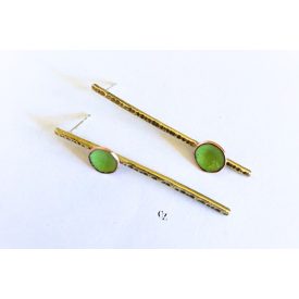   Aszimmetrikus minimalista sárgaréz fülbevaló tűzzománc díszítéssel