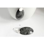 Ezüst akasztóval -tűzzománc fülbevaló fekete fehér